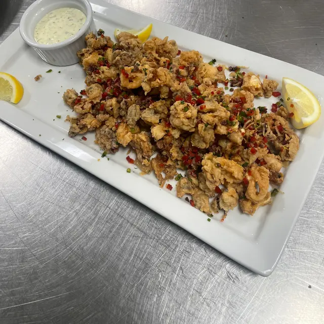 Crispy calamari with charred lemon